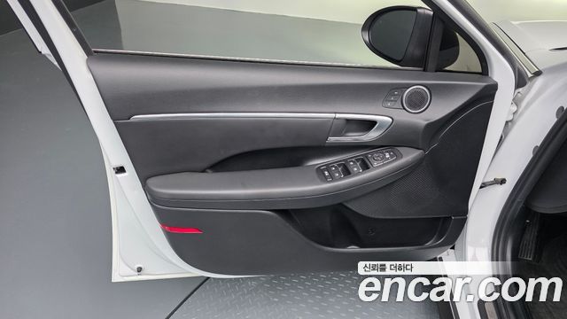 Hyundai Sonata (DN8) 2.0 Premium Family 2021 — фото 24