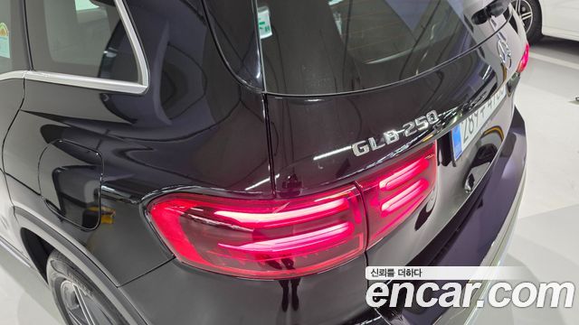 Mercedes-Benz GLB-Class (X247) GLB250 4MATIC 2026 — фото 16