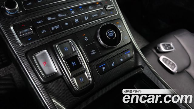 Hyundai Santa Fe HEV 1.6 2WD Prestige 2022 — фото 9