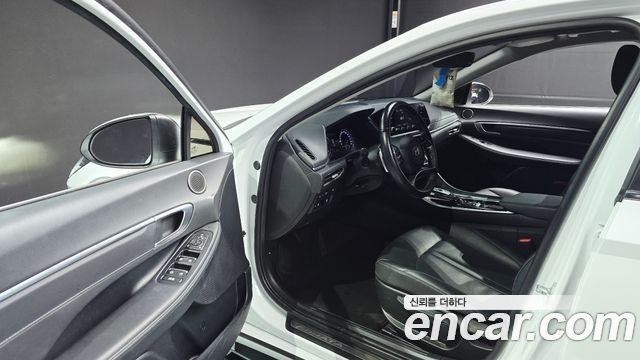 Hyundai Sonata (DN8) 2.0 LPG(rental car) Style 2022 — фото 10