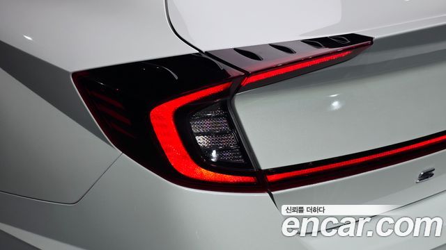 Hyundai Sonata (DN8) 2.0 LPG(rental car) Style 2022 — фото 23