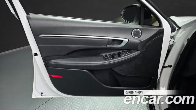 Hyundai Sonata (DN8) 2.0 LPG(rental car) Style 2022 — фото 24