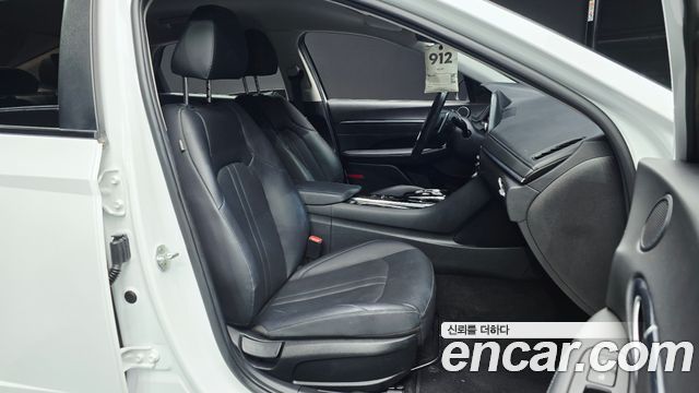 Hyundai Sonata (DN8) 2.0 LPG(rental car) Style 2022 — фото 26