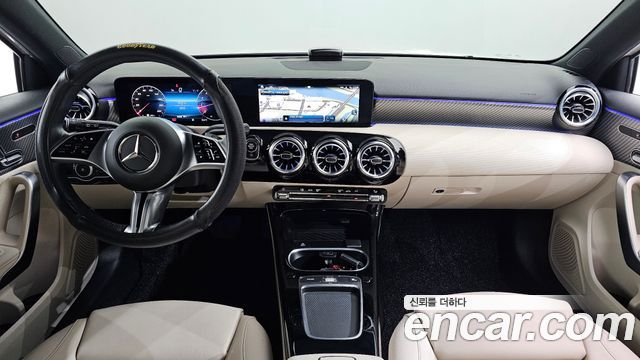 Mercedes-Benz A-Class (W177) A220 Hatchback 2024 — фото 7