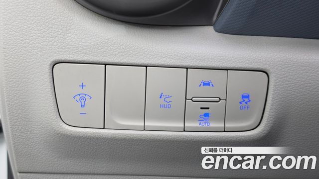 Hyundai Kona Electric Premium 2019 — фото 13