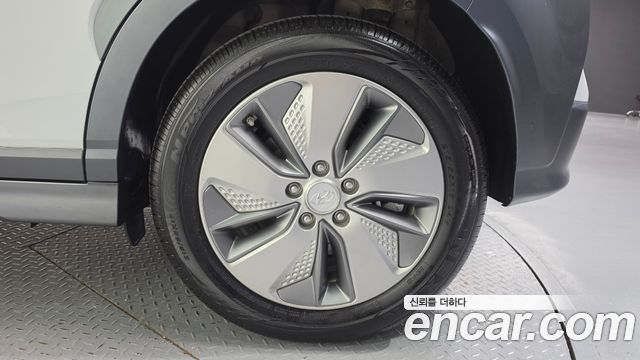 Hyundai Kona Electric Premium 2019 — фото 21
