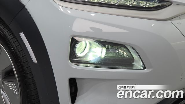 Hyundai Kona Electric Premium 2019 — фото 22