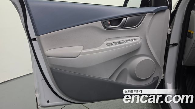 Hyundai Kona Electric Premium 2019 — фото 24