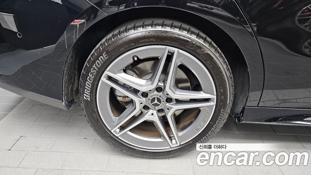 Mercedes-Benz CLA-Class (C118) CLA250 4MATIC 2024 — фото 5