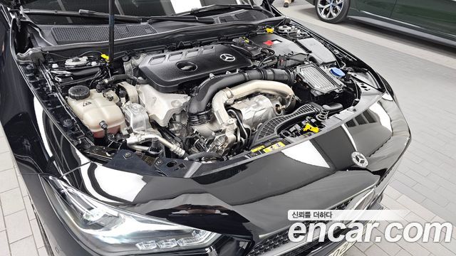 Mercedes-Benz CLA-Class (C118) CLA250 4MATIC 2024 — фото 6