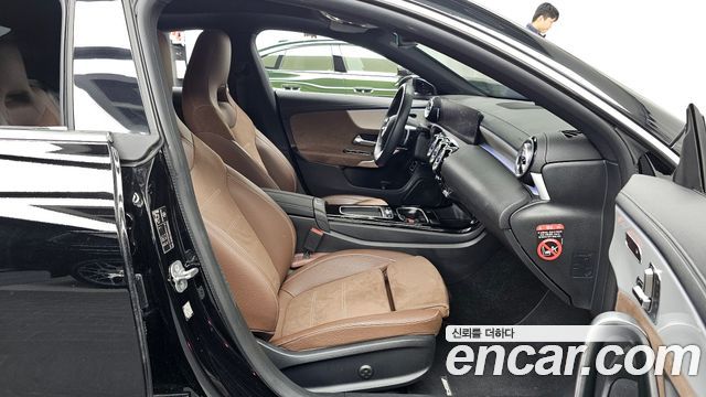 Mercedes-Benz CLA-Class (C118) CLA250 4MATIC 2024 — фото 11