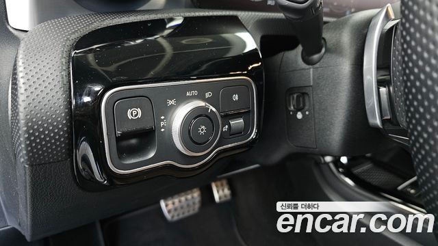 Mercedes-Benz CLA-Class (C118) CLA250 4MATIC 2024 — фото 18