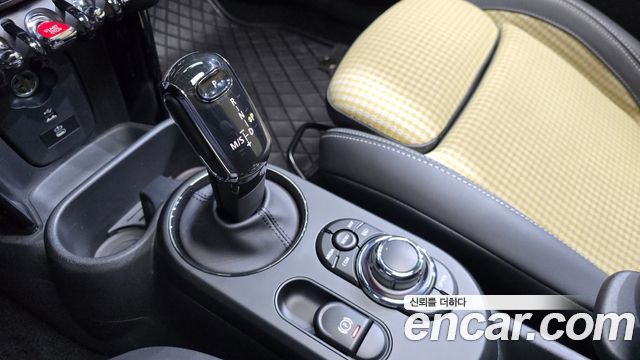 MINI Cooper S 3Door Resolute Edition 3rd Gen 2023 — фото 9