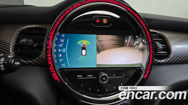 MINI Cooper S 3Door Resolute Edition 3rd Gen 2023 — фото 13