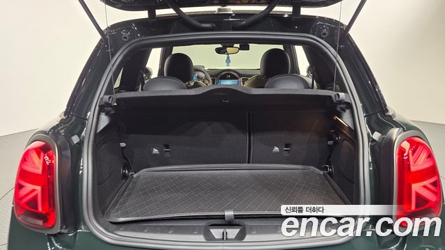 MINI Cooper S 3Door Resolute Edition 3rd Gen 2023 — фото 16