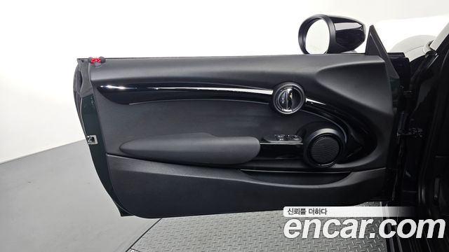 MINI Cooper S 3Door Resolute Edition 3rd Gen 2023 — фото 24