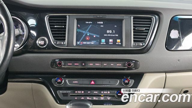 Kia Carnival 11-seater Prestige 2018 — фото 14