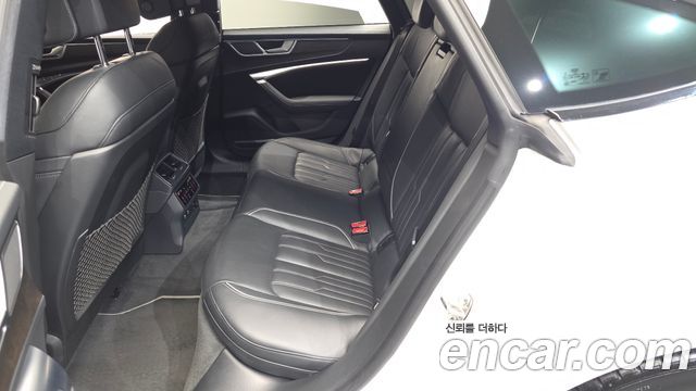 Audi A7 (4K) 55 TFSI Quattro Premium 2020 — фото 11