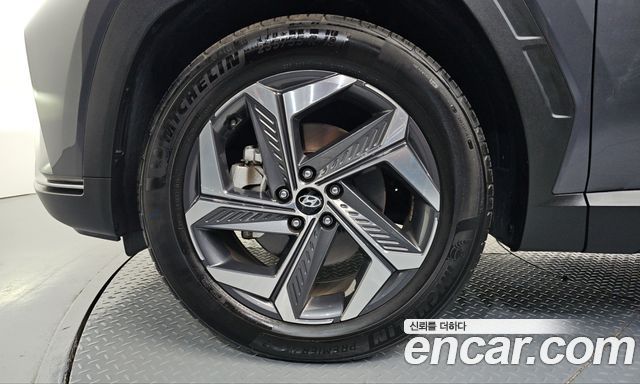 Hyundai Tucson (NX4) Gasoline 1.6 Turbo 2WD Inspiration 2021 — фото 5