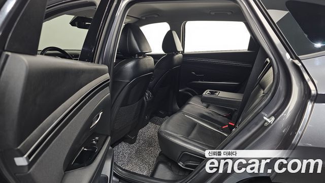 Hyundai Tucson (NX4) Gasoline 1.6 Turbo 2WD Inspiration 2021 — фото 12
