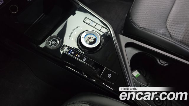 Kia Niro Prestige 2026 — фото 9