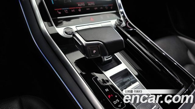 Audi Q8 (4M) 45 TDI Quattro Premium 2021 — фото 9