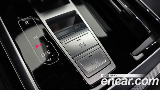 Audi Q8 (4M) 45 TDI Quattro Premium 2021 — фото 21