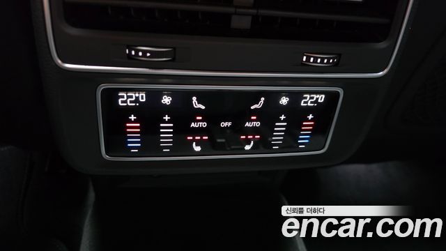 Audi Q8 (4M) 45 TDI Quattro Premium 2021 — фото 41