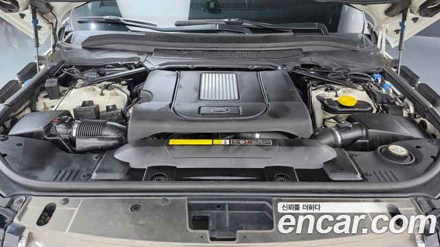 Land Rover Range Rover (IV) 4.4 SDV8 AB DIESEL 2014 — фото 6
