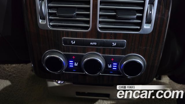 Land Rover Range Rover (IV) 4.4 SDV8 AB DIESEL 2014 — фото 19