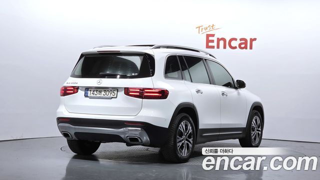 Mercedes-Benz GLB-Class (X247) GLB200 d 2024 — фото 2