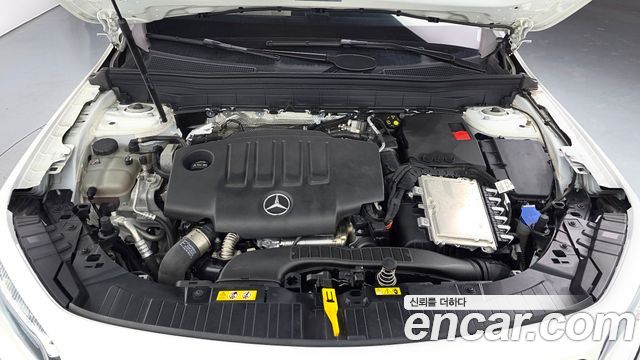 Mercedes-Benz GLB-Class (X247) GLB200 d 2024 — фото 6