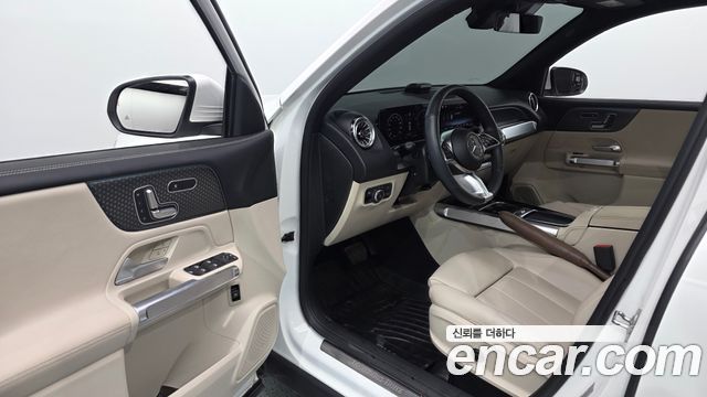 Mercedes-Benz GLB-Class (X247) GLB200 d 2024 — фото 11
