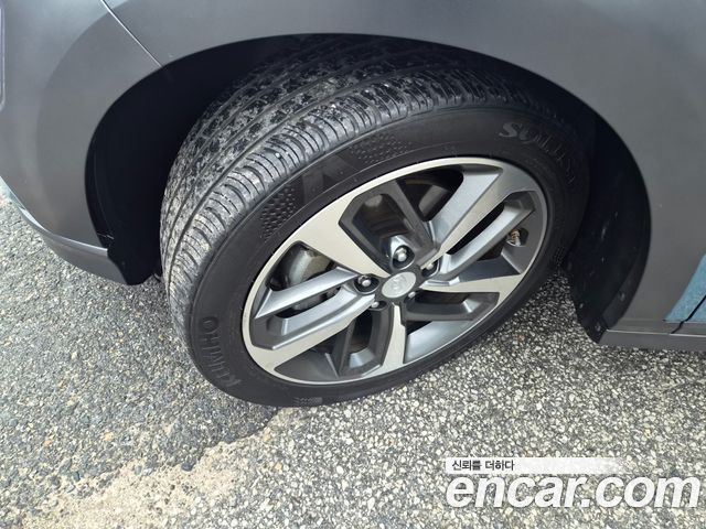 Hyundai Kona 1.6 Turbo 4WD Premium 2018 — фото 8