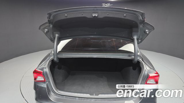 Kia K5 (III) 2.0 Trendy 2021 — фото 20