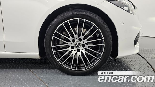 Mercedes-Benz C-Class (W206) C300 4MATIC Avantgarde 2024 — фото 21