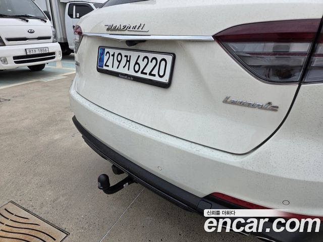 Maserati Levante 3.0 AWD GranSport 2019 — фото 6