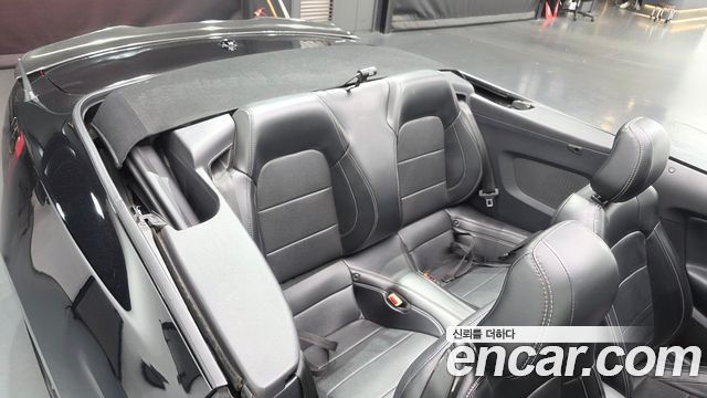 Ford Mustang GT Convertible 2019 — фото 11