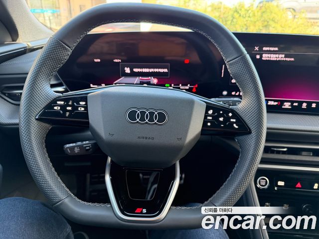 Audi Q5 (80A) 40 TDI Quattro S Line Black Edition 2025 — фото 7