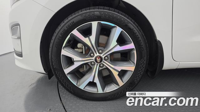Kia Carnival 11-Seater Prestige 2019 — фото 5