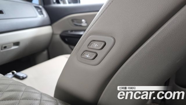 Kia Carnival 11-Seater Prestige 2019 — фото 21