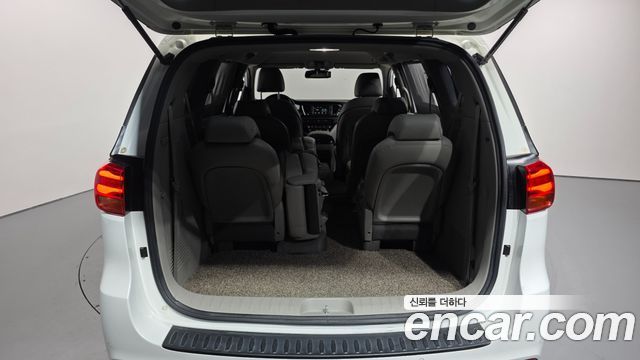 Kia Carnival 11-Seater Prestige 2019 — фото 23