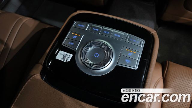 Genesis G80 (RG3) Gasoline 2.5 Turbo AWD 2022 — фото 19