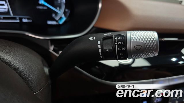 Genesis G80 (RG3) Gasoline 2.5 Turbo AWD 2022 — фото 32