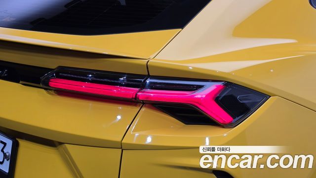 Lamborghini Urus 4.0 V8 2019 — фото 23