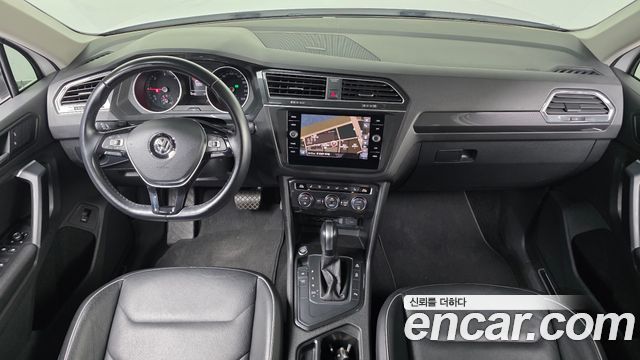 Volkswagen Tiguan (II) 2.0 TDI Premium 2020 — фото 7