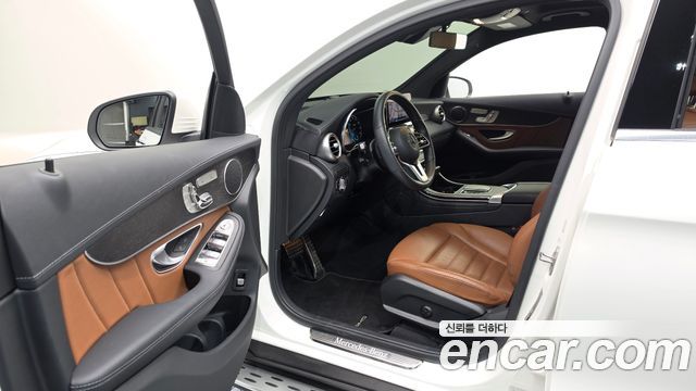 Mercedes-Benz GLC-Class (X253) GLC300 4MATIC Premium Coupe 2021 — фото 10