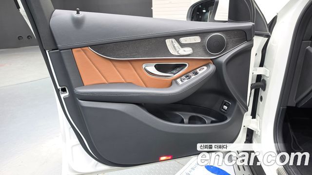 Mercedes-Benz GLC-Class (X253) GLC300 4MATIC Premium Coupe 2021 — фото 24
