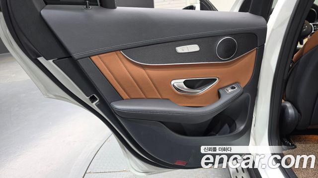 Mercedes-Benz GLC-Class (X253) GLC300 4MATIC Premium Coupe 2021 — фото 25