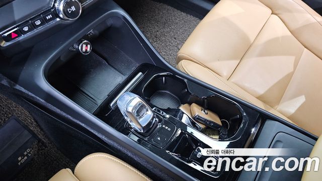 Volvo XC40 T4 Inscription 2019 — фото 9